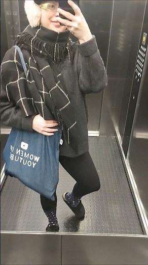 Cozy Yoga OOTD 🍂 Birkenstocks & Socks, Wool Sweater & Winter Accessories | Fall Fashion Inspiration