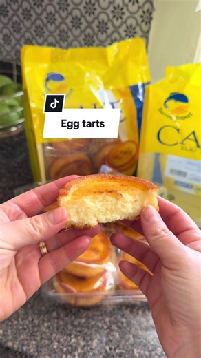 Me encantan . . . . . #mihogarelena#eggtarts#eggtartscake#panecitos | Egg Tart