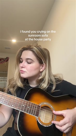 something new i am working on 🛋️ lmk what u think !!! #originalsong #singersongwriter #wlw #lgbt #nashville