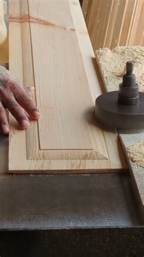 wood molding #wood #beautifultools #woodworkingtools #woodscraft #woodworking #wooddesigner #tools