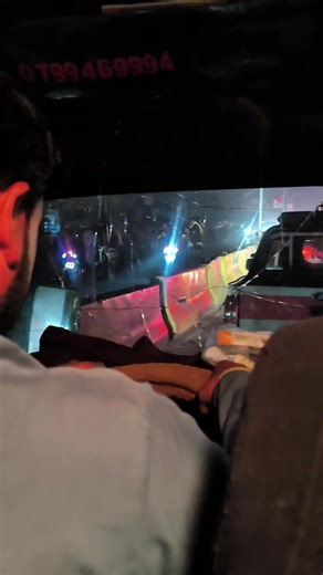 د کاسټر چلوونکي خبرې | ایا خلک د نوي ترانسپورت څخه راضي دي؟ Coaster Driver Speaks | Are People Satisfied with the New Transport System? نن مو د دولتي کاسټر له چلوونکي سره خبرې وکړې. هغه د خلکو د رضایت، ستونزو او اسانتیاوو په اړه خپل نظر شریک کړ. ستاسو په نظر، دا کاسټرونه د خلکو ستونزه حل کولای شي که نه؟ 💬 Today we spoke with a government coaster driver. He shared his views about public satisfaction, challenges, and benefits of the new transport system. Do you think these coasters are helping pe