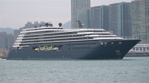 【游轮】丽思卡尔顿游艇 LUMINARA 驶离香港