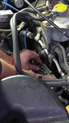 Subaru Rocker Cover Leak? Here’s the Fix! 🛠️ #mechanic #cars #howto