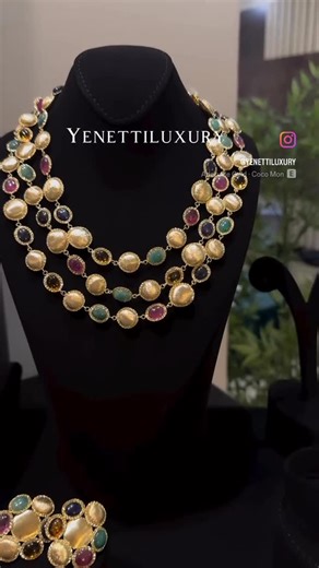 Yenettiluxury on Instagram: "18karat gold with the big 3 #emrald #ruby #bluesappire"