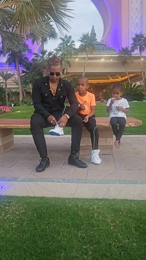 Candle Jug Scraping: Cleaning Candle Wax Tips