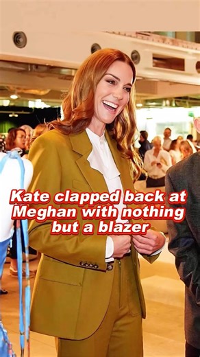 Kate clapped back at Meghan with nothing but a blazer #princesskate #meghan #royal #celebrity