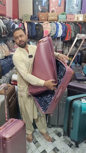Unbreakable Imported Luggage & Travel Bags in Pakistan | Ladies Handbags & School Bags wholesale