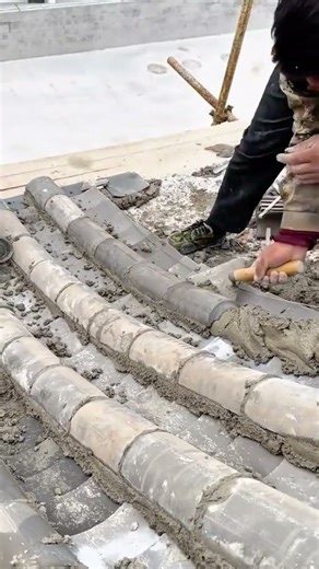 Roof construction Installing half barrel tiles for a classic durable roof finish