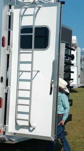38 reactions | Teaching our cowboy kids about what a good trailer looks like with Diamond R Trailers. Call us today at 254-968-6661 Visit us online at DiamondRTrailers.com #diamondrtrailers #stephenvilletx | Diamond R Trailers LLC | Facebook