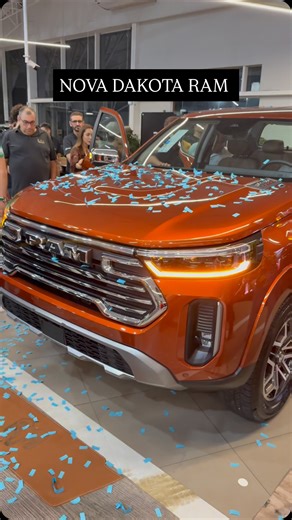 Danilo Guerra & Glaucia Alves | COMER BEM DICAS on Instagram: "🥇Lançamento Dakota RAM no interior de SP, ficou bonita de mais👇🏻 @allma_ram @allmajeep Concessionária 📍Av. Bady Bassitt, 5000 - Centro, São José do Rio Preto - SP, 15025-000 📲17-35134600 Informações e 16 99459-3965 Whats Publi"