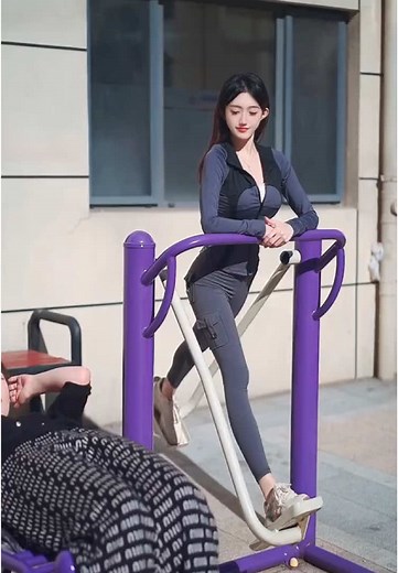 Look at the legs on Wednesday, smooth water #one-word horse #dance student #fitness equipment #Xiaojia #Classicaldance #dancer #dance