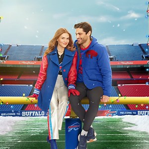 Don’t miss the all-new original movie from Hallmark x NFL, Holiday Touchdown: A Bills Love Story starring Holland Roden & Matthew Daddario! 🏈 Premieres Saturday 8/7c on Hallmark Channel🎄 | Hallmark Channel