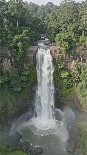 Dunhinda Falls 🇱🇰 | Sri Lanka’s Hidden Waterfall Paradise | 4K Nature Journey