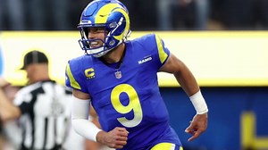 Top 5 NFL QBs with most touchdowns this season