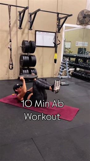 Michelle Roots on Instagram: "All You Need Is A Plate (Or Not!) Save It! . This quick 10 minute ab workout can be done like I am showing in the video with a weight plate, but you can also do all of these exercises with a dumbbell or anything you can find around the house OR without any weight at all! . The Workout💪🏻 Do 8-10 Reps Of Each Exercise In The Circuit. Take a 1-2 Min Break, Then Repeat x 2-4 Rounds. . 1. Jack knife 2. Toe Touch 3. Straight Leg Sit Up 4. Side Plank + Hip Drop 5. Spider