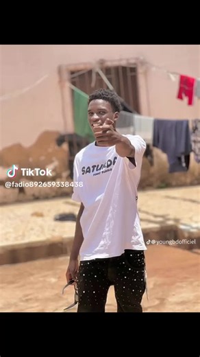 Vidéos de @ Bissouma 10 (@wwwwwcapi10) avec son original - @ Bissouma 10