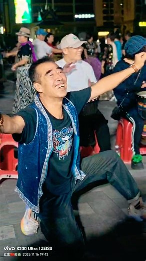 happy dancing#dance #chineseclassicaldance #xinjiang