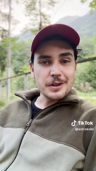 This Hubble Deep Field image was taken over 10 days in the 1990’s and contains over 3000 individual galaxies hiding in a tiny patch of sky! Learn more on MagellanTV! https://sponsr.is/magellantv_astrokobi #space #hubble #science #astrokobi #ad