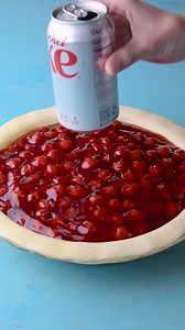 2.8M views · 21K reactions | Pie-making just got easier with these easy-as-pie hacks! 不✨ | So Yummy | Facebook