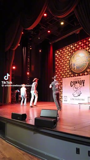 👑⛓🐇EmilyJones🐇⛓👑 (@emilyellajones1)’s videos with original sound - 👑⛓🐇EmilyJones🐇⛓👑