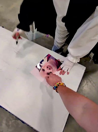 Art the Clown encounters John Pork 🐷