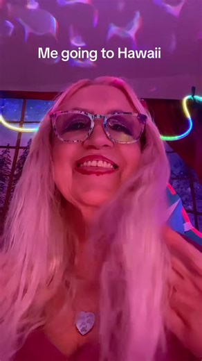 #me #hawaiitiktok #plane #vaction #effect