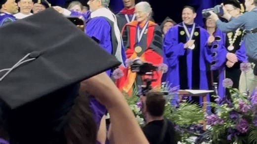 Steve Carell Delights Northwestern Grads With Dance Party Mid-Commencement Speech