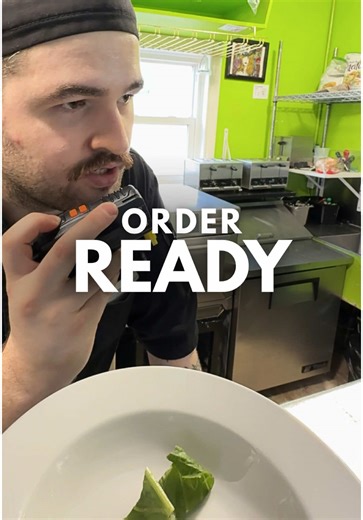 Restaurant Waitstaff Using Phones: A Trend to Watch