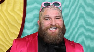 ¿Quién es Teddy Swims? El cantante que hace “Perder el control” a todos los amantes del soul