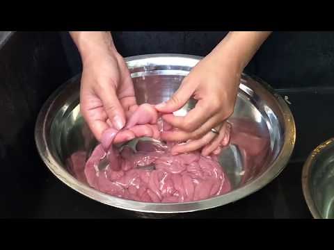 How to Clean Pig's Small Intestines