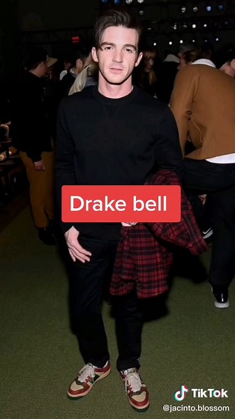 Famosos con packs filtrados | Chris Evans, Drake Bell, James Charles