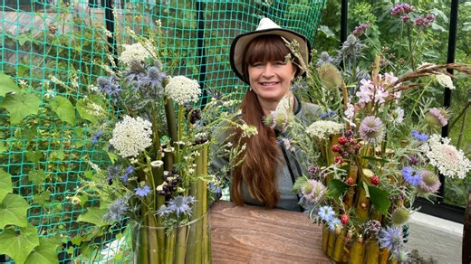 Querbeet: Natürliche Gestecke mit Gartenblumen