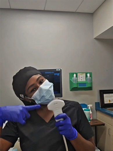 Ultrasound Tech Daily Aesthetic: What Does an Ultrasound Sonographer Do?