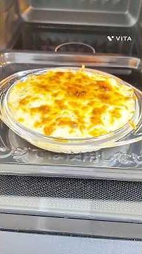 【ホワイトソースドリア🔥】#人生初 #ハインツホワイトソース #バラチーズ #玉ねぎ #パセリ #オーブンレンジ #動画編集サボり