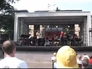ARKISTOT AUKEAA Osa 101 : UMO Jazz Orchestran kanssa Espan lavalla 2006 ja Syl Johnsonin Soulballadi COME ON HOME. Kapellimestari Matti Lappalainen. Torvisovitukset Heikki Keskinen. Video Per-Olof Löfberg | PEPE AHLQVIST