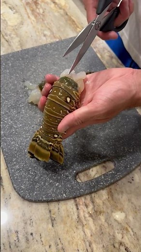 How to prep your lobster tail to cook 🍽️