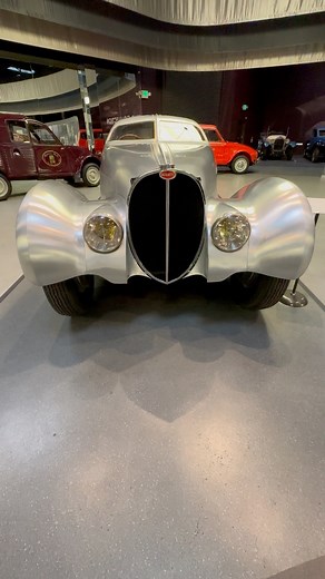 46K views · 1.5K reactions | 1939 BUGATTI TYPE 64 COUPE⚙️ #carcreativity #bugatti | carcreativity | Facebook