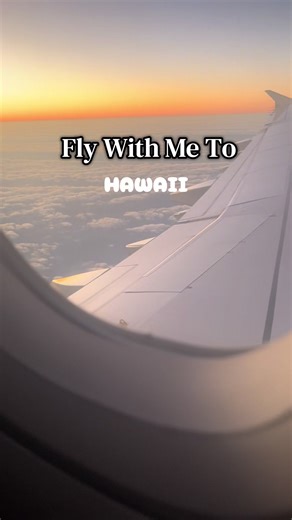 Flying to Hawaii from the East Coast is NOT for the weak! It took us 2 flights & 13 hours of travel but we finally made it to Waikiki, Honolulu!!!!!!!! #travelwithme #travelvlog #waikikibeach