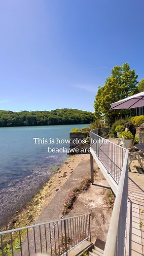 Lion Cottage: Stunning Waterside Retreat in Cornwall