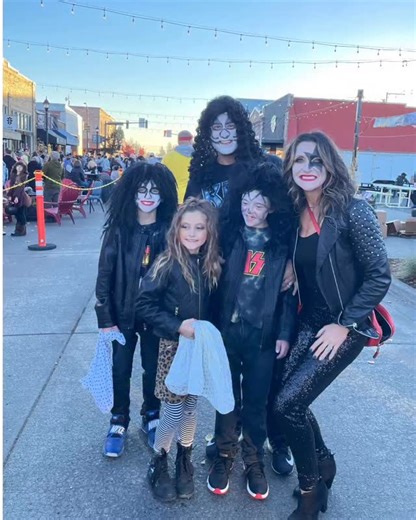 Downtown Enumclaw is the place to be this Friday, October 31! Join us on Cole Street from 4 to 6 PM for safe, family friendly trick or treating with our local businesses. Streets will close around 1 PM to give our downtown shops and pop-ups time to get ready for all the little ghosts and goblins. We cannot wait to welcome everyone from both sides of both bridges to celebrate Halloween together! | Enumclaw Chamber of Commerce