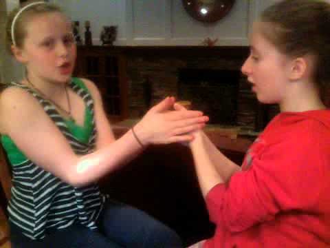 tic tac toe hand game!