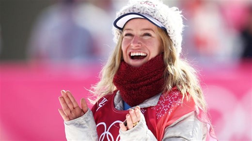 Jamie Anderson begins snowboarding return as mom of two