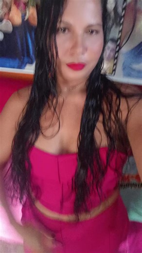 Os vídeos de Mari Brito (@mary_brito12) com Criado Com Vó - Naiara 15 - Ao Vivo em São Paulo - Naiara Azevedo