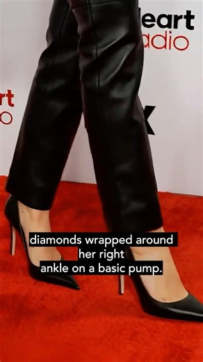 Miley Cyrus wore $13,000 diamonds on her ankle. Hannah Montana wore the same accessory in 2006.