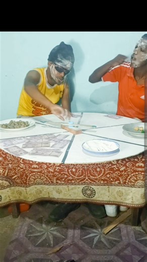 Who’s the King of Comebacks? 👑😂”