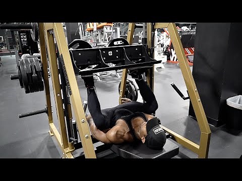 Build bigger QUADS with Vertical leg press