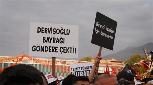 İstanbul, yeniden ayağa kalkıyor! İYİ Parti’mizin 4. Olağan İstanbul İl Kongresi’nde; değişimin gücünü, teşkilatımızın inancını ve ortak irademizi aynı salonda buluşturuyoruz. 🇹🇷☀️ Genel Başkanımız Sayın Müsavat Dervişoğlu’nun katılımıyla yeni bir başlangıca hep birlikte imza atacağız. 📅 16 Kasım Pazar 🕛 12.00 📍 İstanbul Kongre Merkezi – Harbiye | İmren Nilay Tüfekci