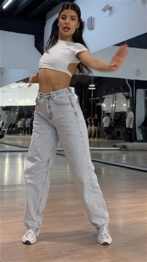 НЕМНОГО ЭСТЕТИКИ #dance #bachatasensual