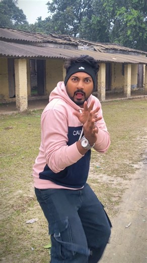 Yusuf Jawed on Instagram: "Cow ने Cat को Nigal लिया 🤣... @siddatyusuff_ . . . . . #siddatyusuff_ #comedyvideos #funnyvideos #funnyreels #explore"