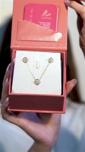 9kt Gold Jewellery Gifting Ideas for Every Occasion | Mia by Tanishq